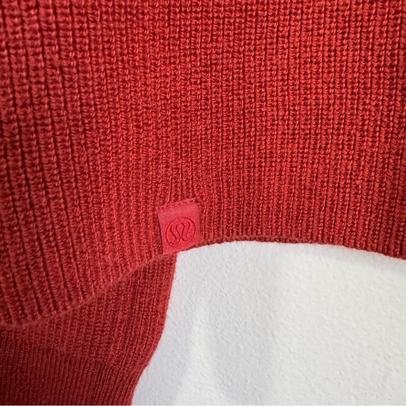 Lululemon Merino Wool Blend Ribbed Turtleneck Sweater Cayenne Rust Size 4 - Picture 8 of 10